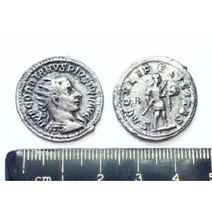 No 303 Antoninianus of Gordian III Image