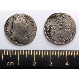 No 251 William III Sixpence Image