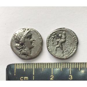 No 67 Roman Denarius of Caesar Image