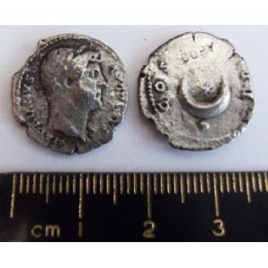 No 460 Roman Denarius of Hadrian Image